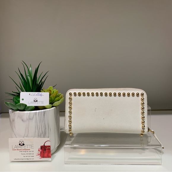 Fendi White Leather Karlito Zip Around Continental Wallet - Picture 3 of 5